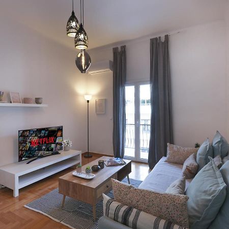 Beautiful Athenian Apartment Next To The Center Exterior foto